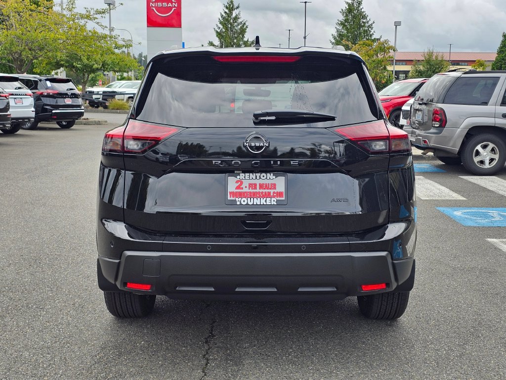 New 2026 Nissan Rogue Dark Armor AWD/4WD image 6