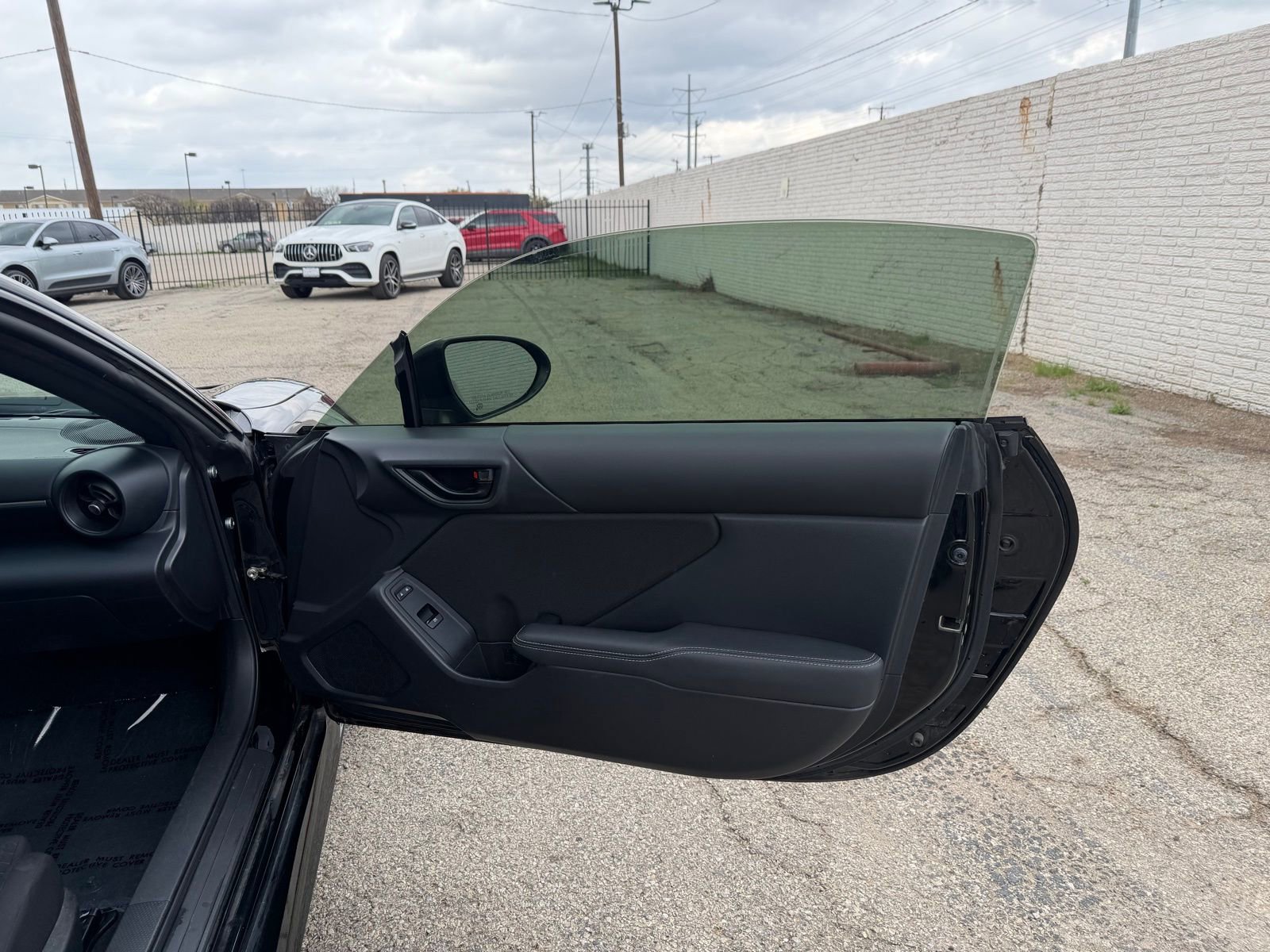 Used 2023 Toyota GR86 image 25