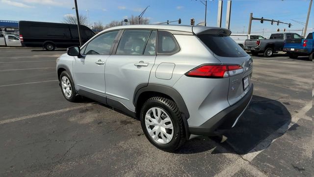 Used 2022 Toyota Corolla Cross L image 6