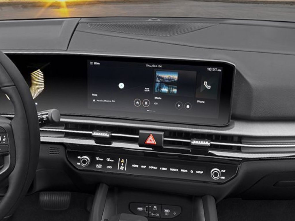 New 2026 Kia Sportage X-Line w/ X-Line Premium Package AWD/4WD image 9