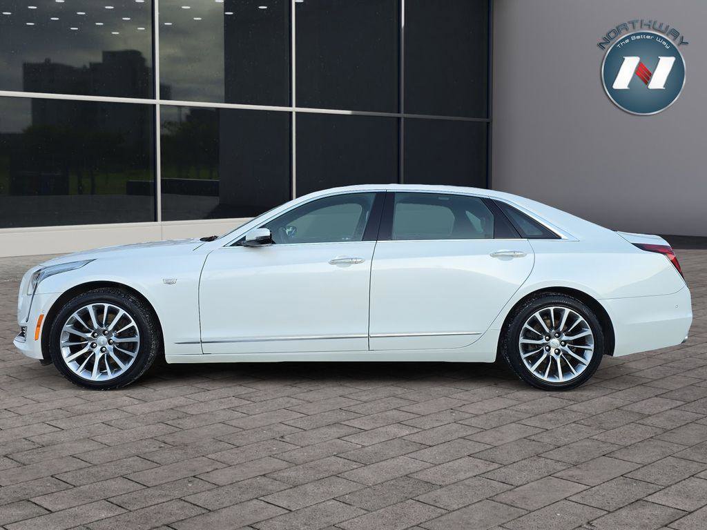 Used 2018 Cadillac CT6 Luxury image 2