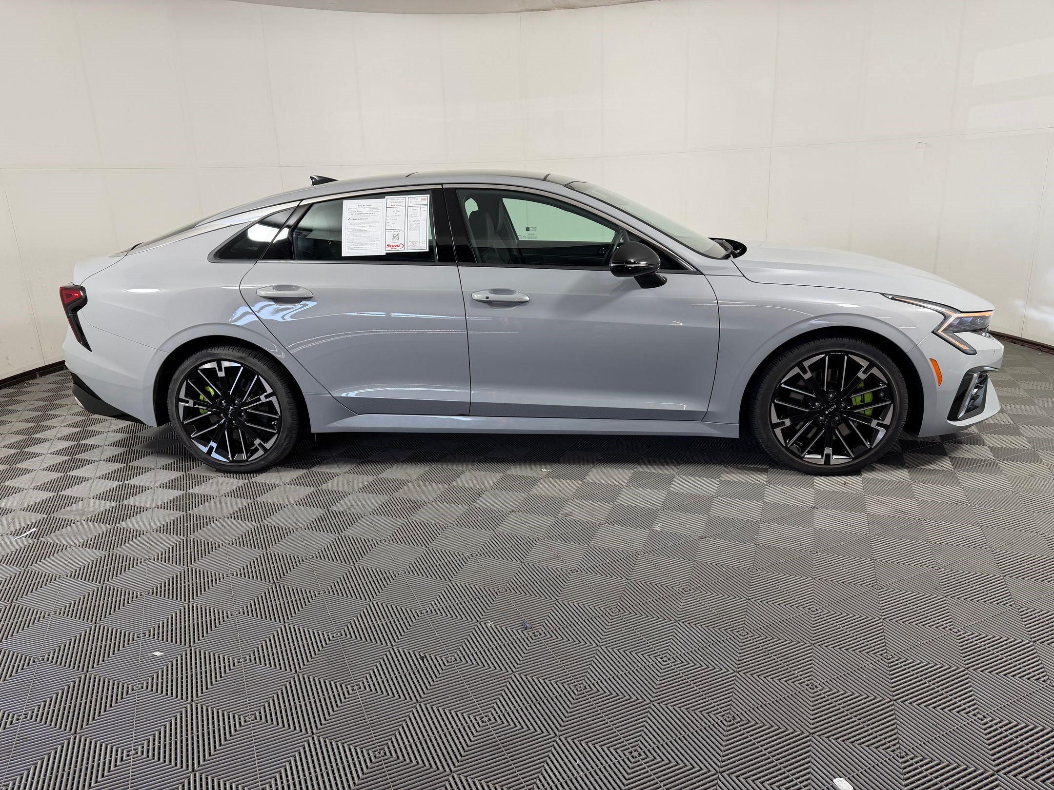 Used 2025 Kia K5 GT FWD image 7