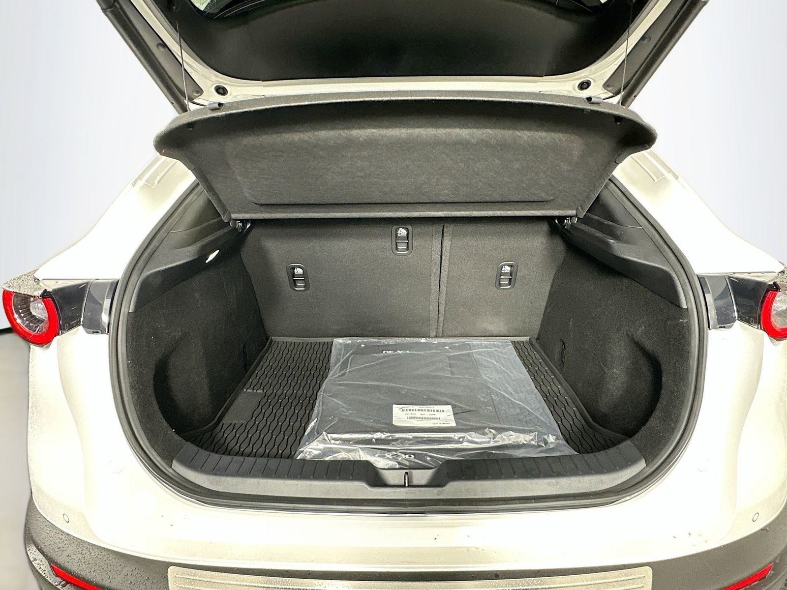 New 2026 MAZDA CX-30 AWD 2.5 S w/ Premium Package image 28