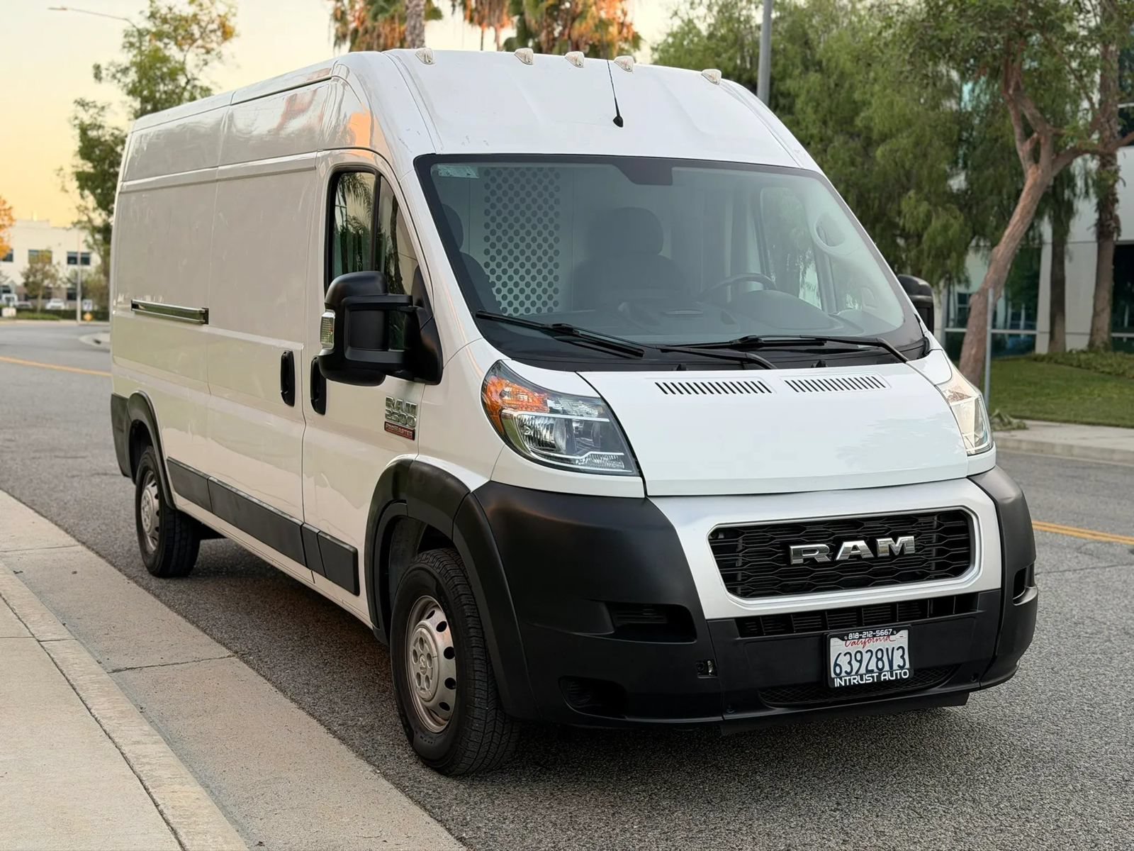 Used 2021 RAM ProMaster 2500 FWD image 3