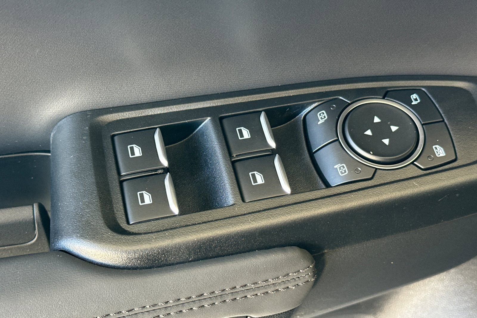 New 2025 Ford Ranger Raptor AWD/4WD image 12