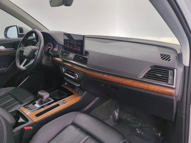 Used 2023 Audi Q5 2.0T Premium AWD/4WD image 26
