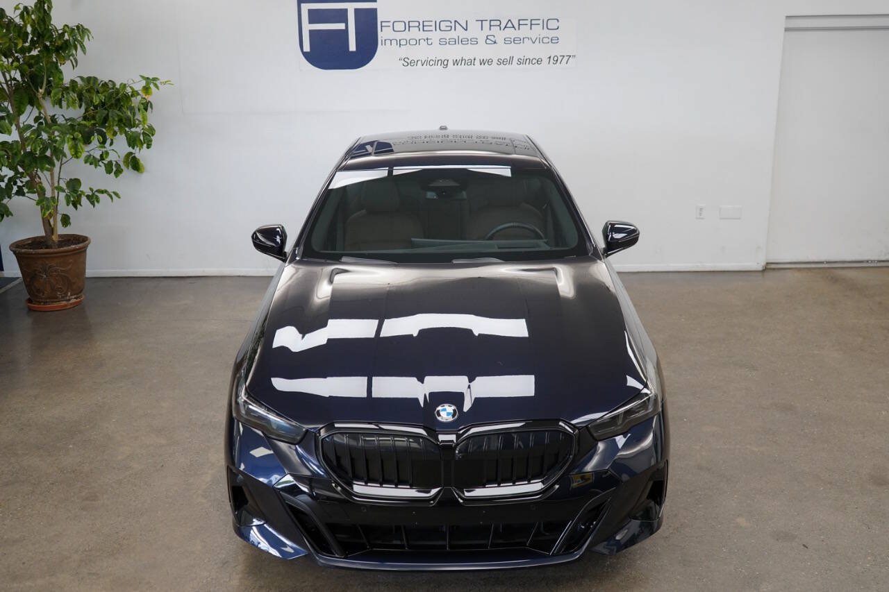 Used 2026 BMW 540i xDrive AWD/4WD image 24