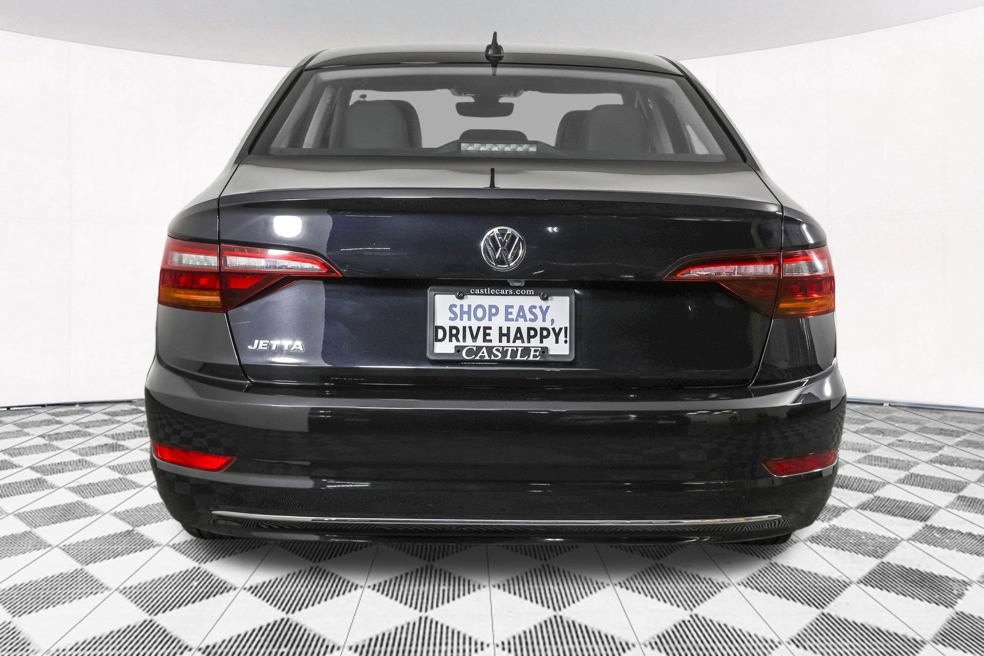 Used 2019 Volkswagen Jetta SEL w/ Cold Weather Package FWD image 16
