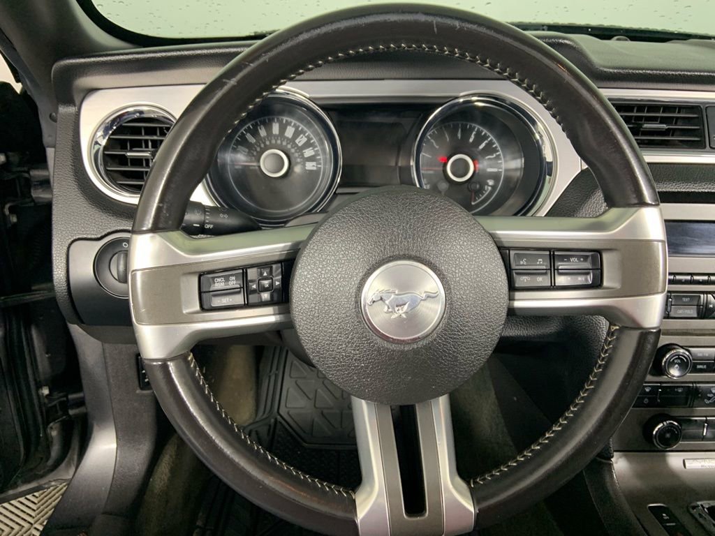Used 2014 Ford Mustang Premium image 29
