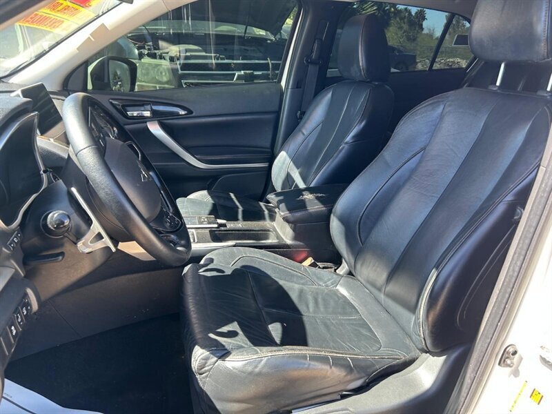 Used 2019 Mitsubishi Eclipse Cross SE image 37