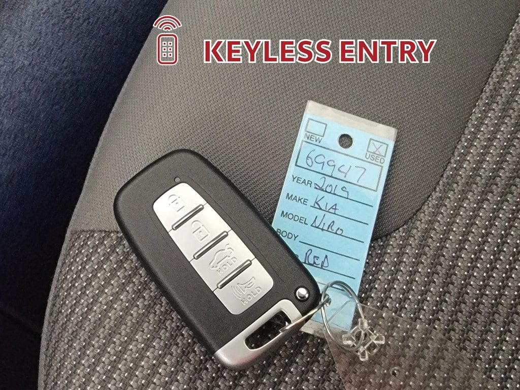 Used 2019 Kia Niro LX FWD image 30