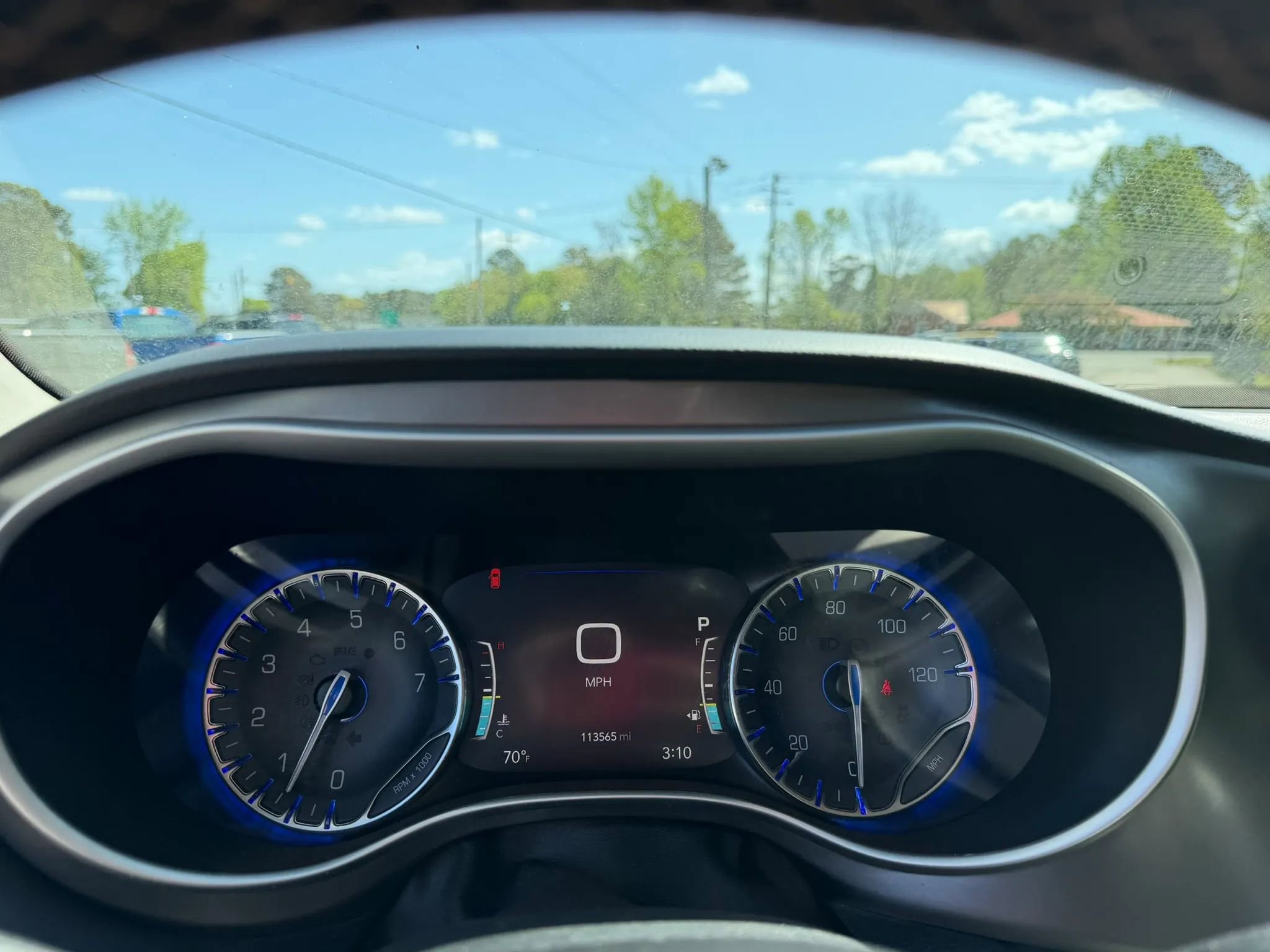 Used 2021 Chrysler Pacifica Touring-L FWD image 16