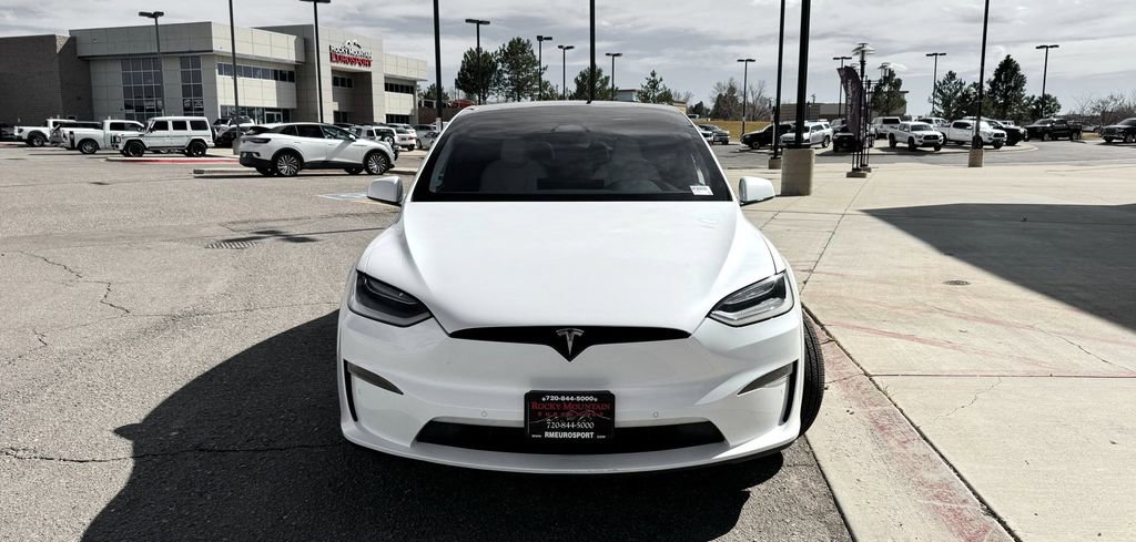 Used 2022 Tesla Model X Base image 4