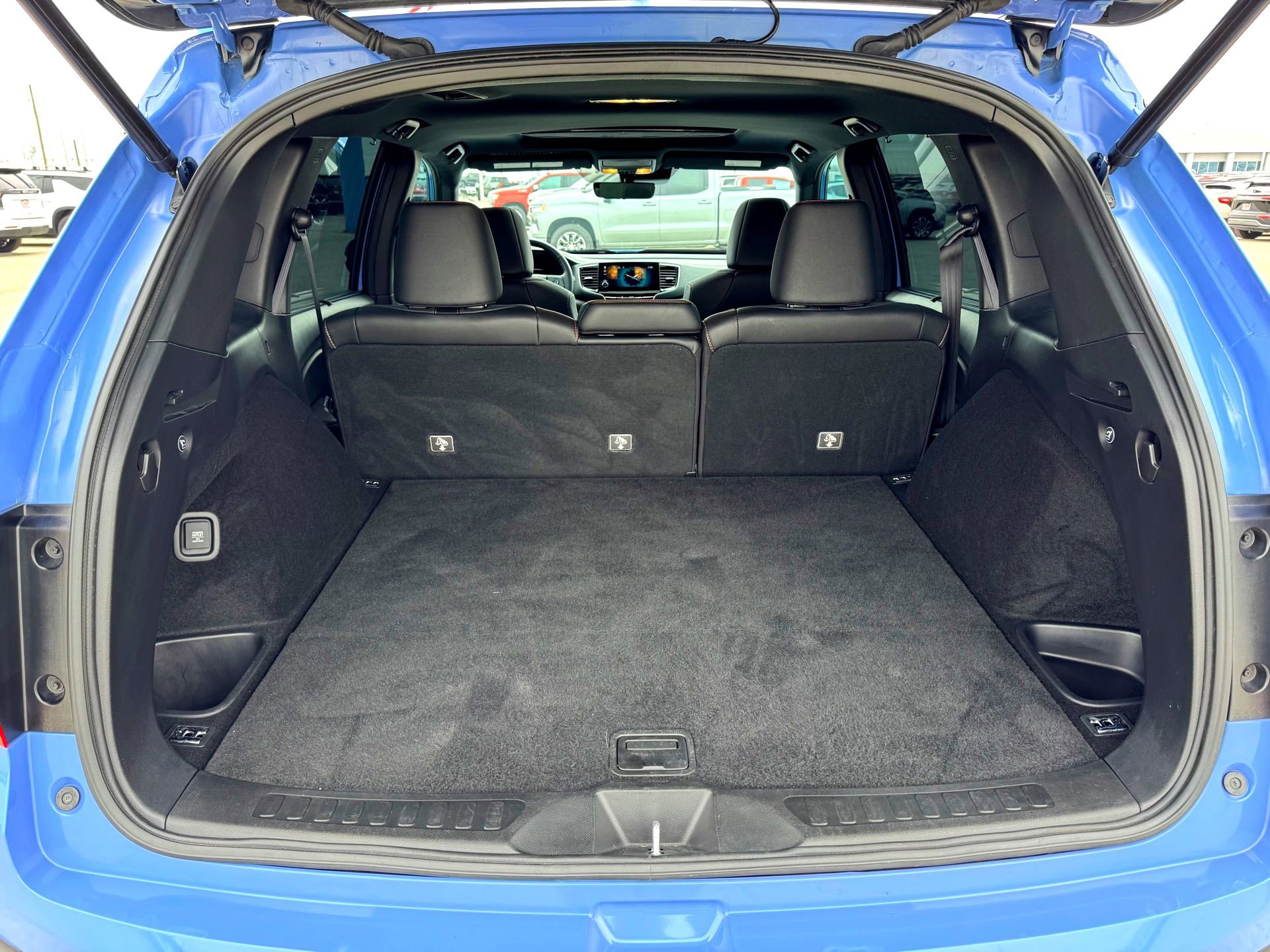 Used 2025 Honda Passport TrailSport image 9