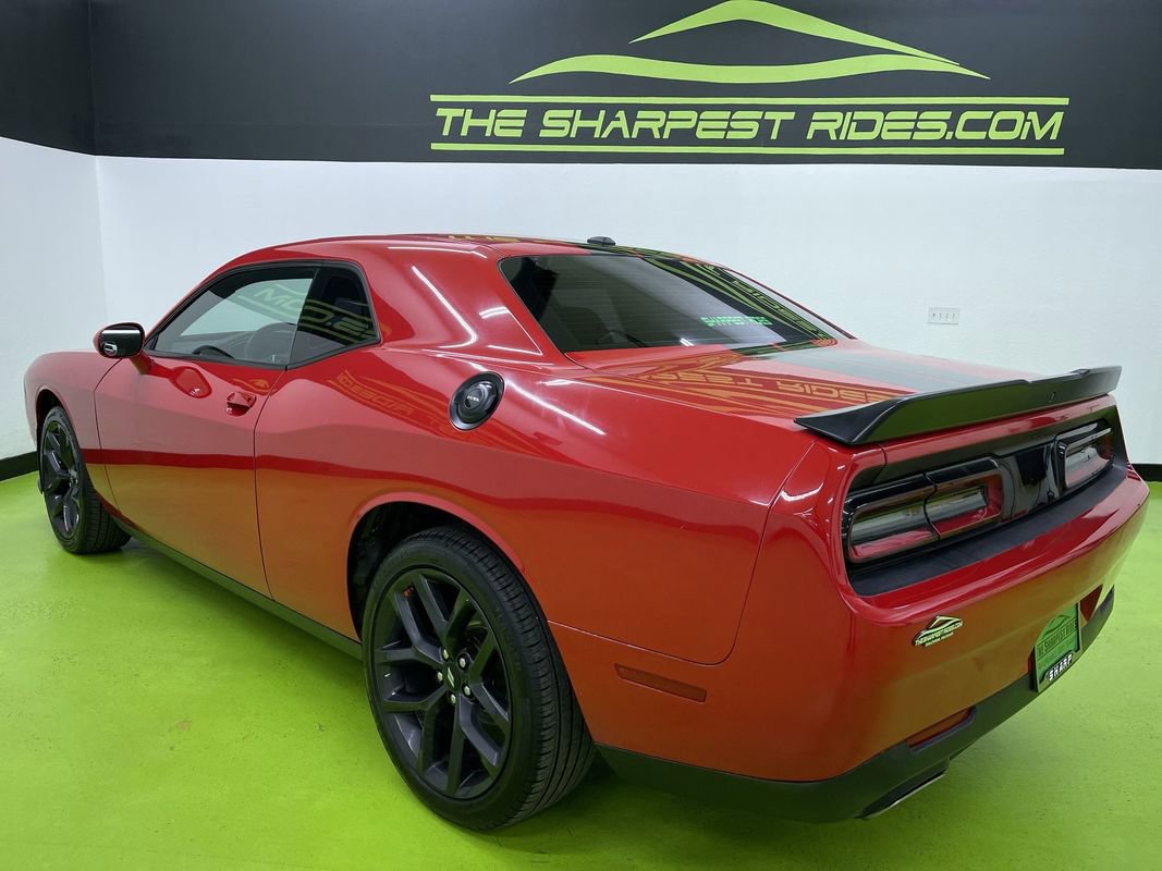 Used 2019 Dodge Challenger SXT w/ Blacktop Package image 7