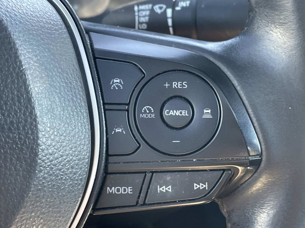 Used 2024 Toyota Corolla SE w/ SE Premium Package FWD image 31
