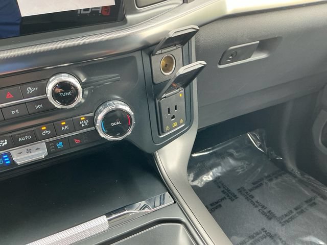Used 2025 Ford F150 Lariat w/ Equipment Group 501A Mid AWD/4WD image 25