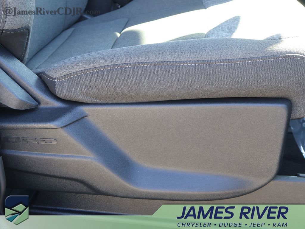 Used 2025 Ford F250 XLT image 10