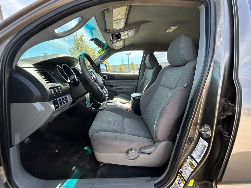 Used 2015 Toyota Tacoma 4x4 Double Cab w/ TRD Off-Road Package image 12