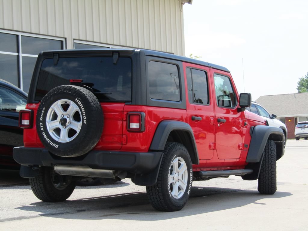 Used 2022 Jeep Wrangler Unlimited Sport AWD/4WD image 3