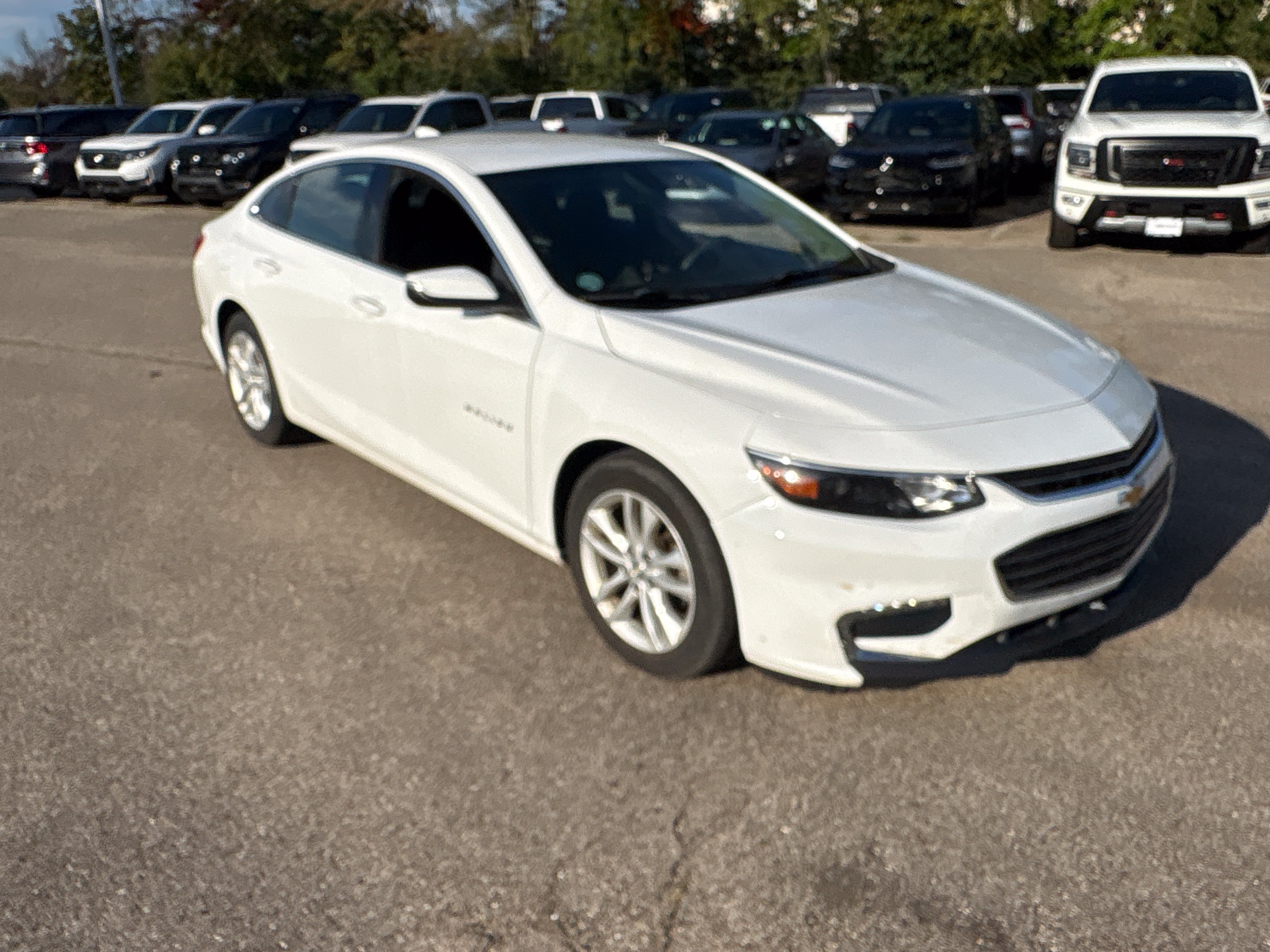 Used 2016 Chevrolet Malibu LT FWD image 18