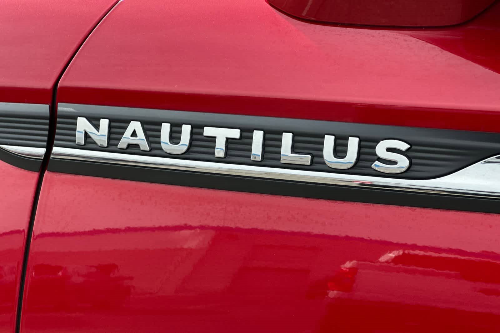 Certified 2020 Lincoln Nautilus Reserve image 29