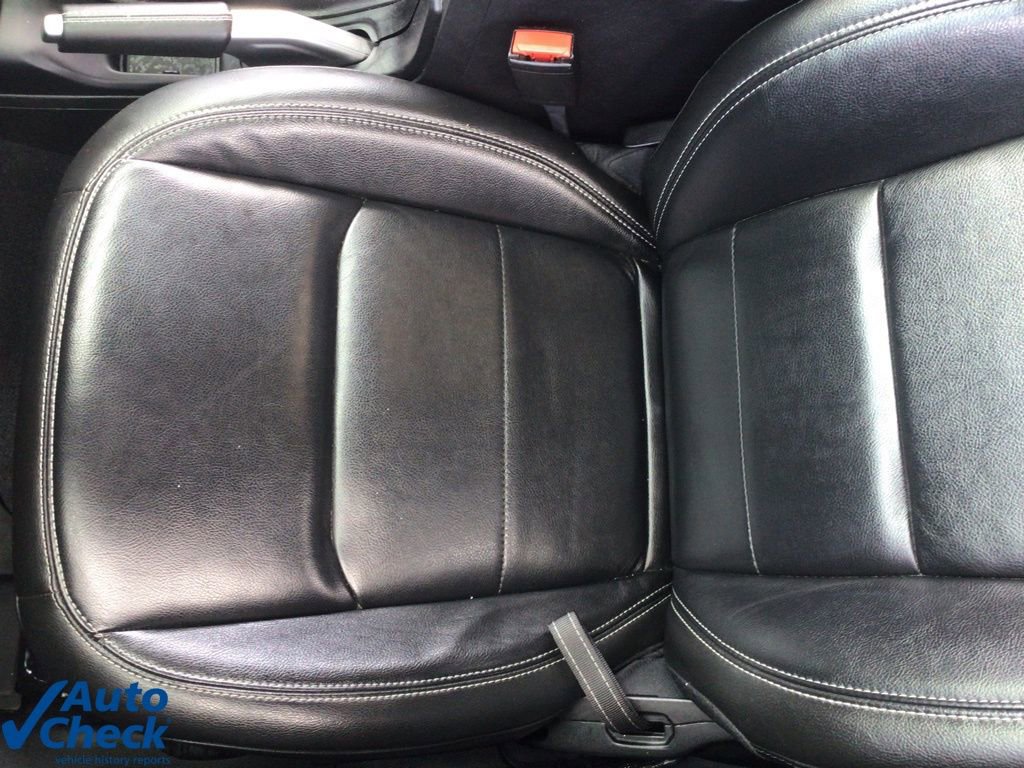 Used 2022 Jeep Wrangler Unlimited Sahara w/ Cold Weather Group image 8