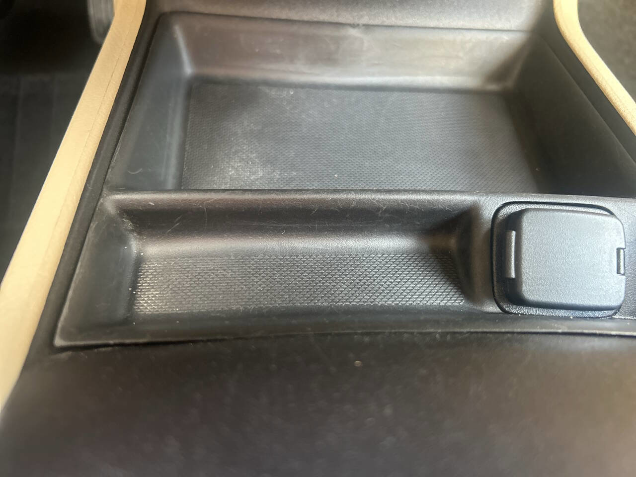 Used 2015 Ford Fusion SE image 34