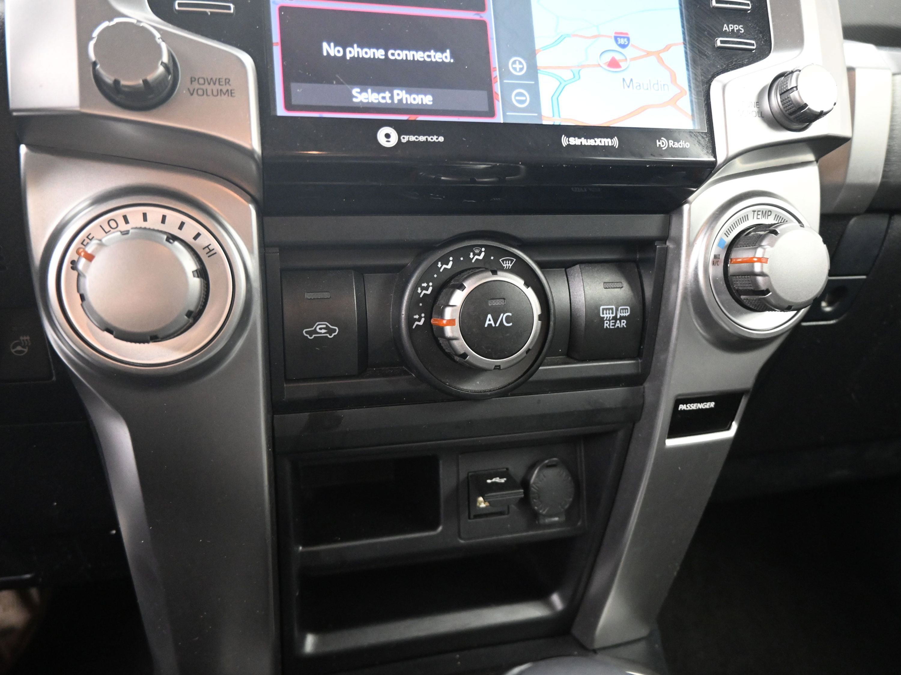 Certified 2024 Toyota 4Runner SR5 AWD/4WD image 30