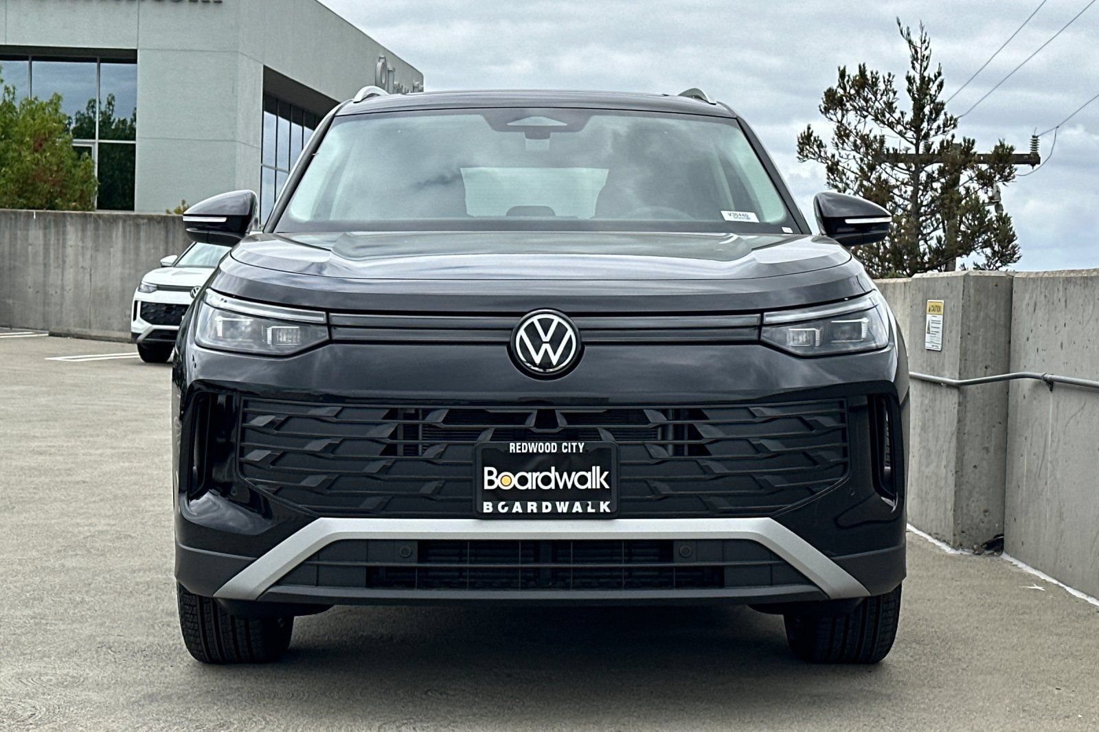 New 2026 Volkswagen Tiguan SE AWD/4WD image 9