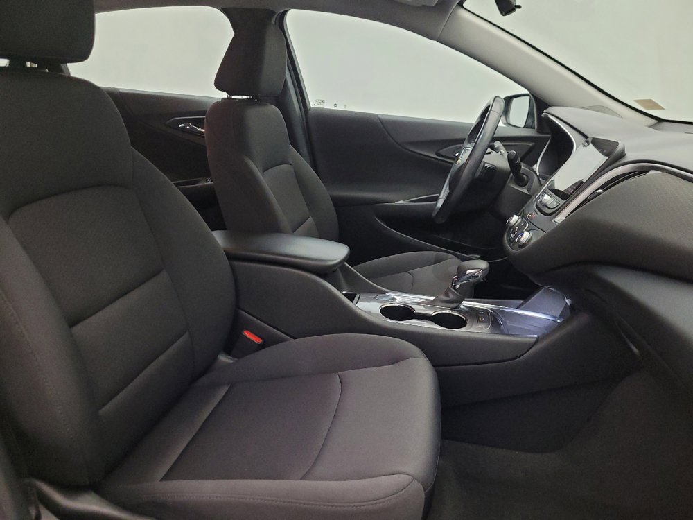 Used 2021 Chevrolet Malibu RS FWD image 21