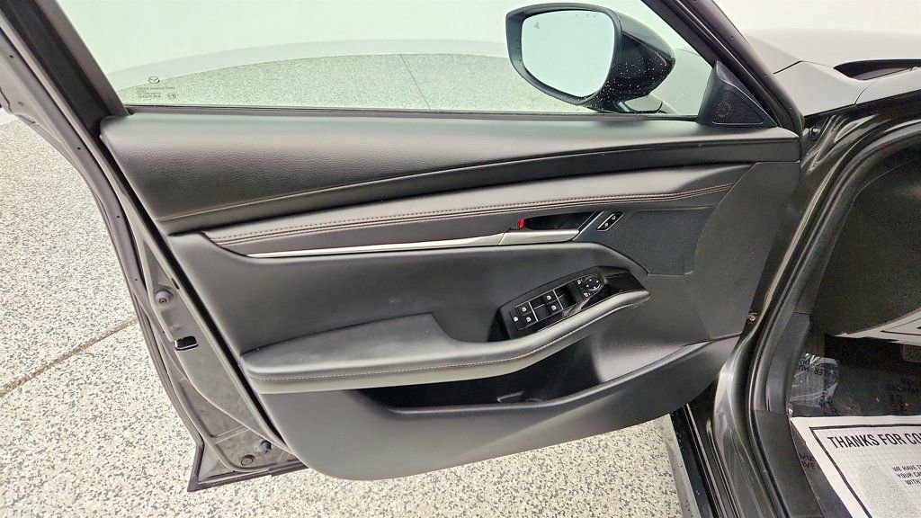 Used 2025 MAZDA MAZDA3 s image 10