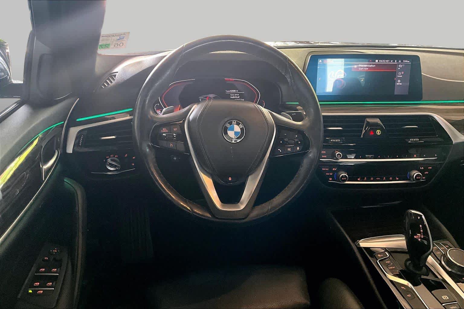Used 2020 BMW 540i w/ Convenience Package RWD image 16