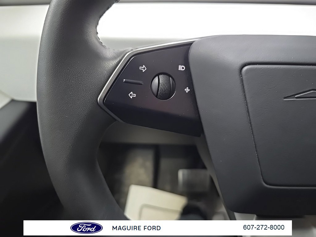 Used 2024 Tesla Cybertruck AWD Crew Cab image 22