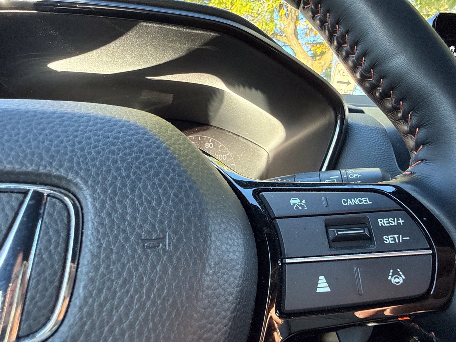 Certified 2025 Honda CR-V Sport Touring image 29