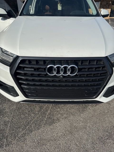 Used 2017 Audi Q7 3.0T Prestige w/ Prestige Package image 2