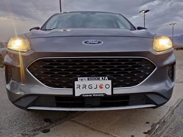 Used 2022 Ford Escape SE w/ Convenience Package AWD/4WD image 5