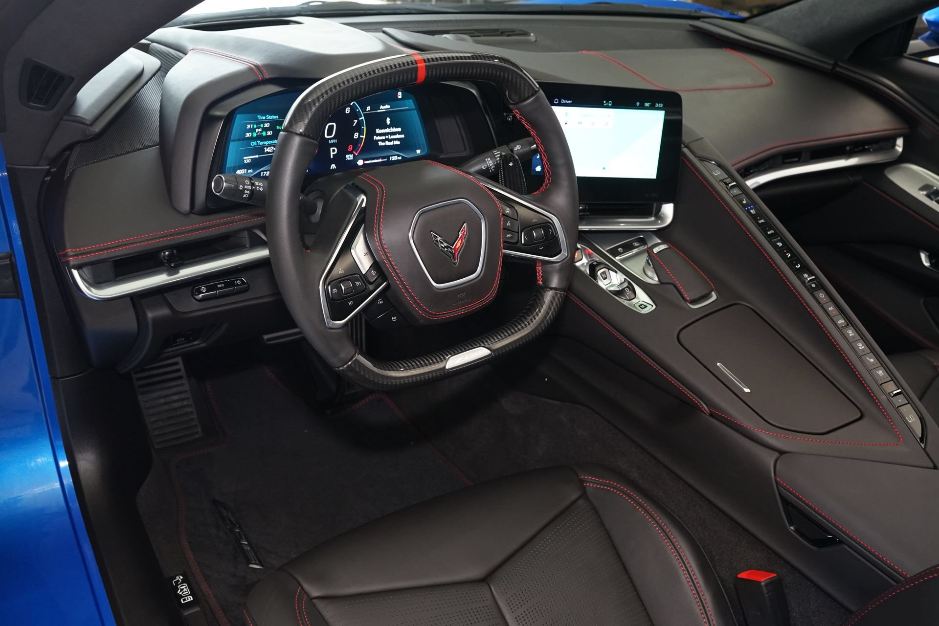 Used 2024 Chevrolet Corvette Z06 RWD image 8