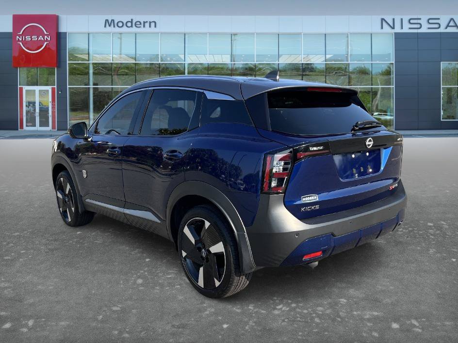 Certified 2025 Nissan Kicks SR AWD/4WD image 7
