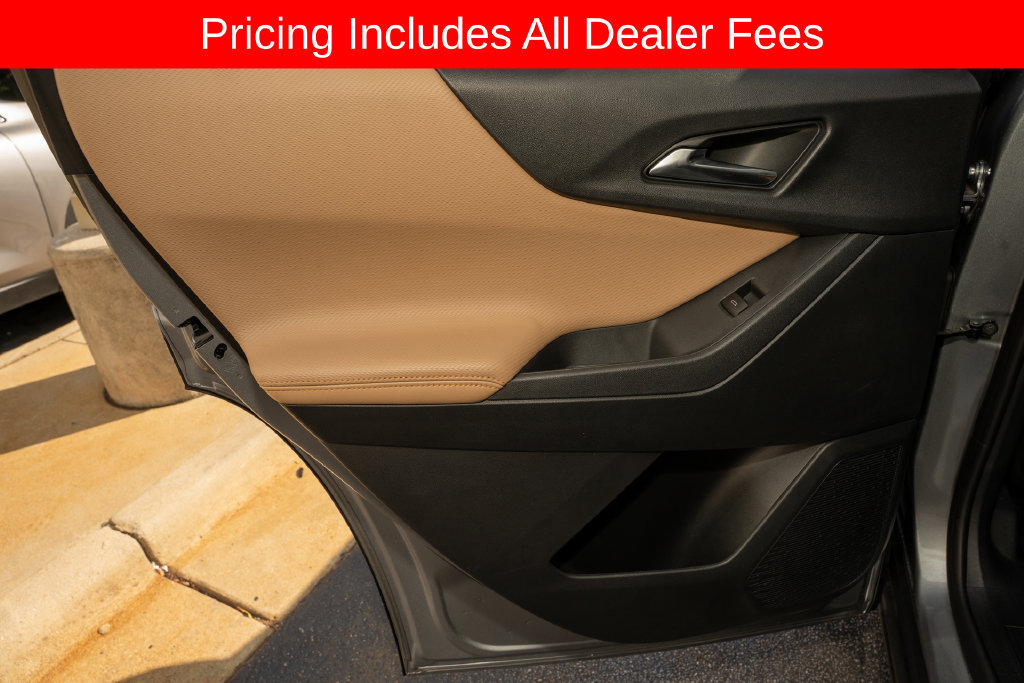 Used 2026 Chevrolet Equinox ACTIV w/ Convenience Package III AWD/4WD image 10