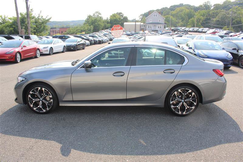 Used 2026 BMW 330i xDrive Sedan AWD/4WD image 5