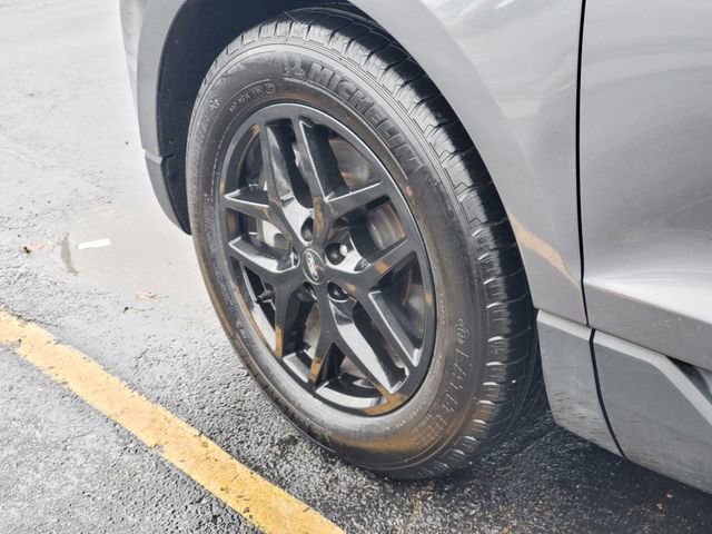 Used 2024 Ford Edge SEL w/ Convenience Package image 32