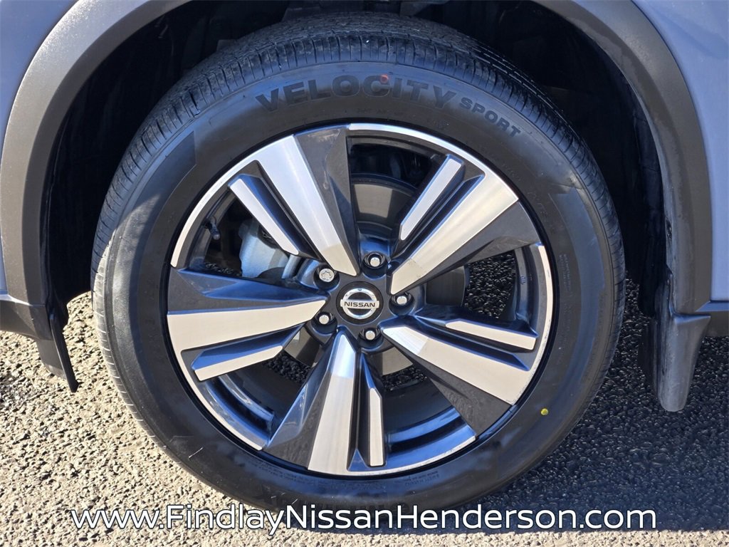 Used 2021 Nissan Rogue SL w/ Premium Package image 9