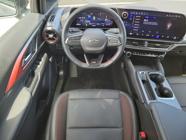 Used 2024 Chevrolet Equinox EV RS FWD image 9