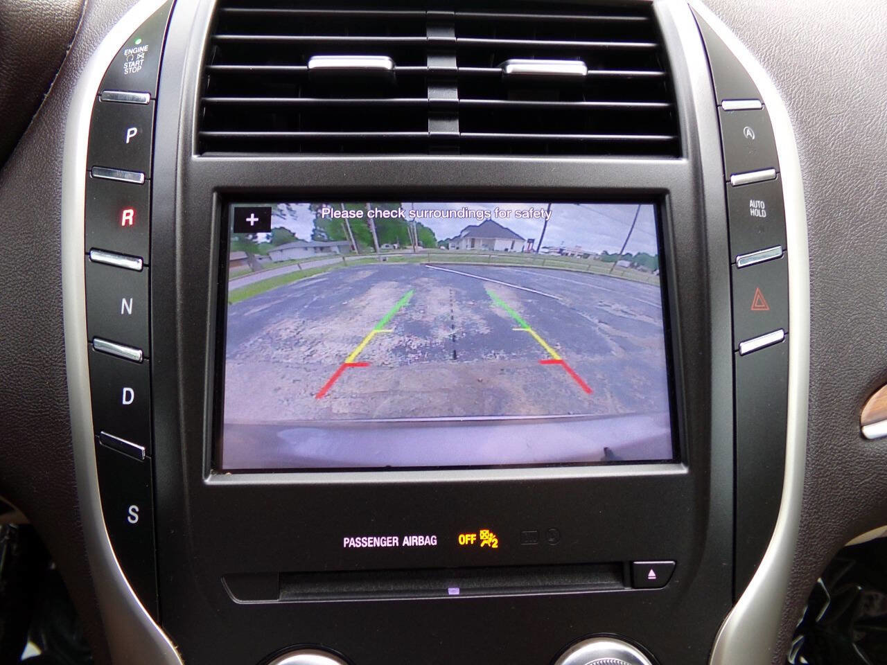 Used 2018 Lincoln MKC Select w/ Select Plus Package FWD image 27