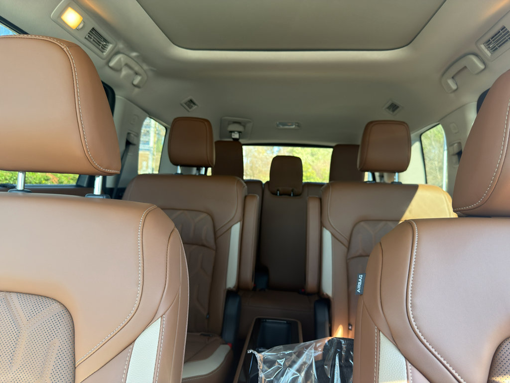 New 2026 Nissan Pathfinder Platinum image 30