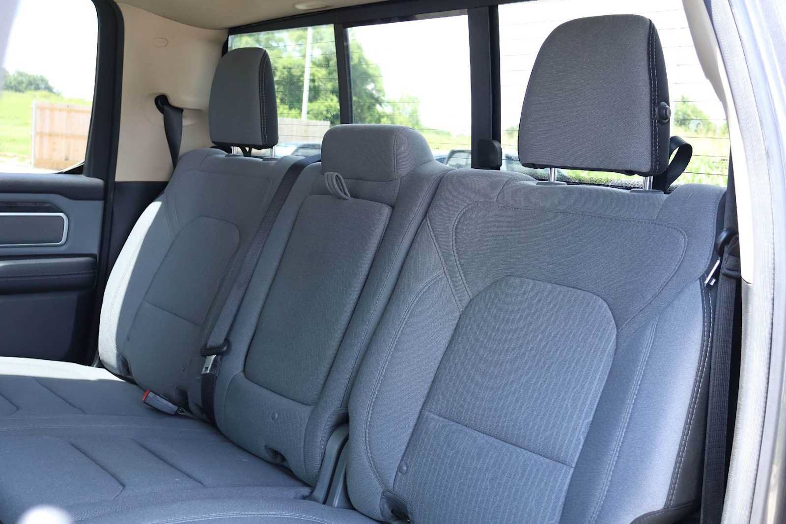 Used 2019 RAM 1500 Big Horn AWD/4WD image 13