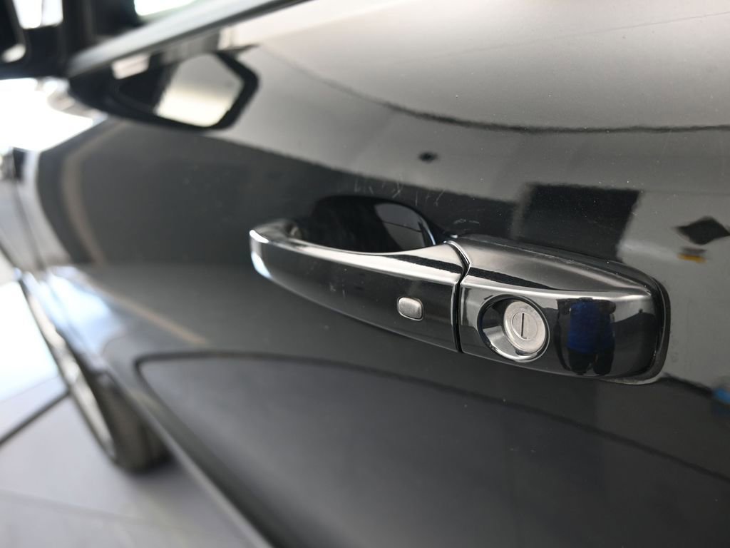 Used 2023 Dodge Durango GT image 35