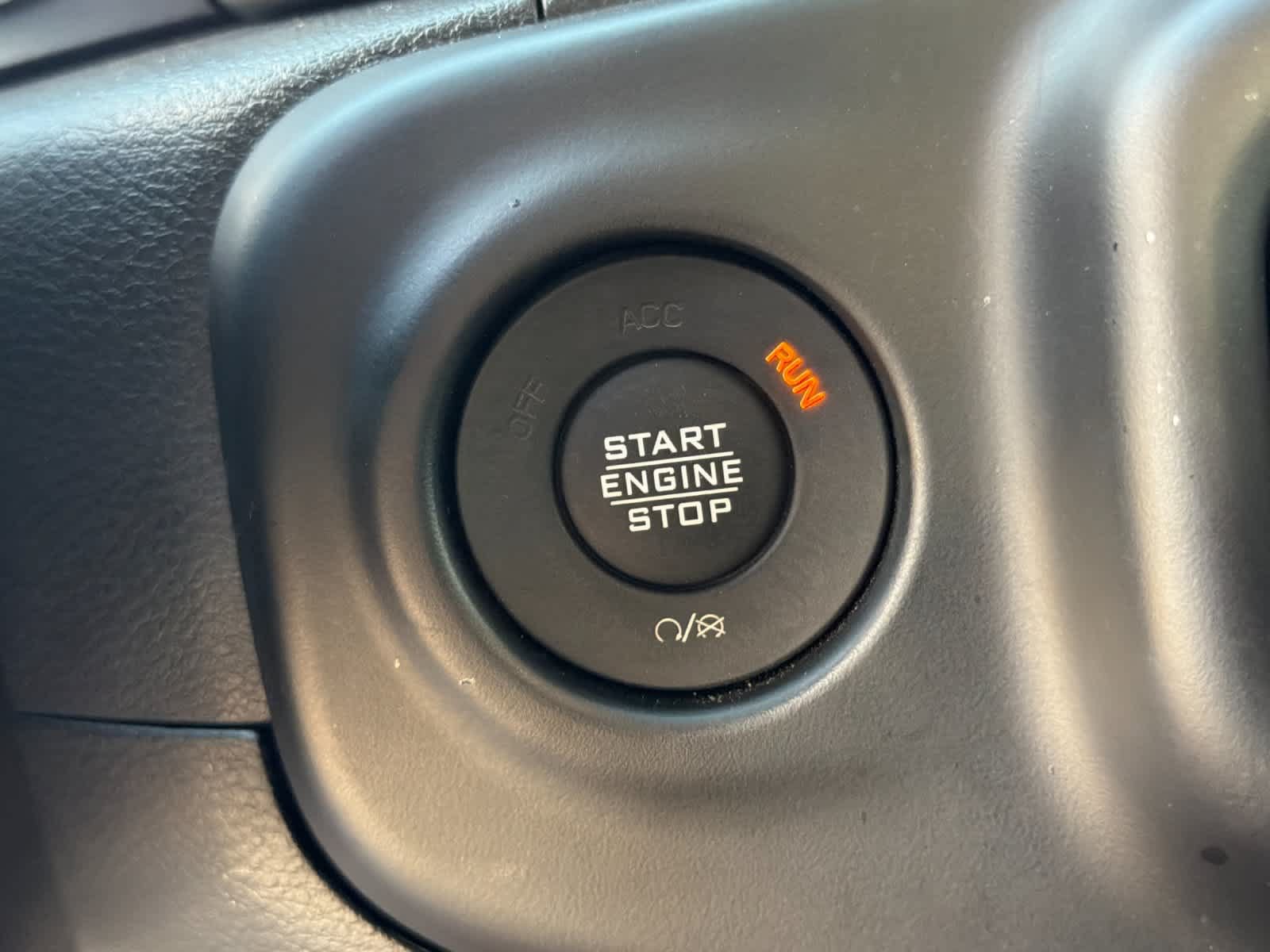 Used 2021 Jeep Gladiator Sport AWD/4WD image 22