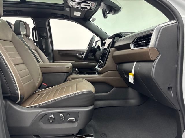 New 2026 GMC Yukon XL Denali Ultimate AWD/4WD image 38